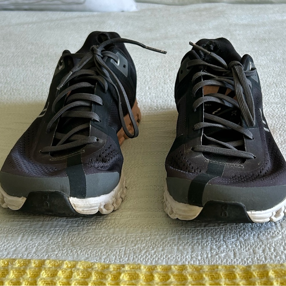 On Running Women's Gray and Pink Cloud-Style Athletic Sneakers - Picture 6 of 12